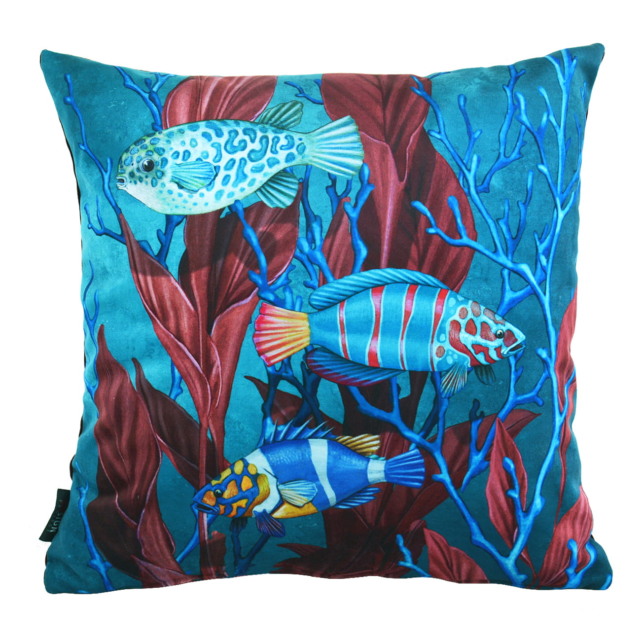 Cuscino a tema marino con pesci variopinti con alghe e coralli su fondo blu. 